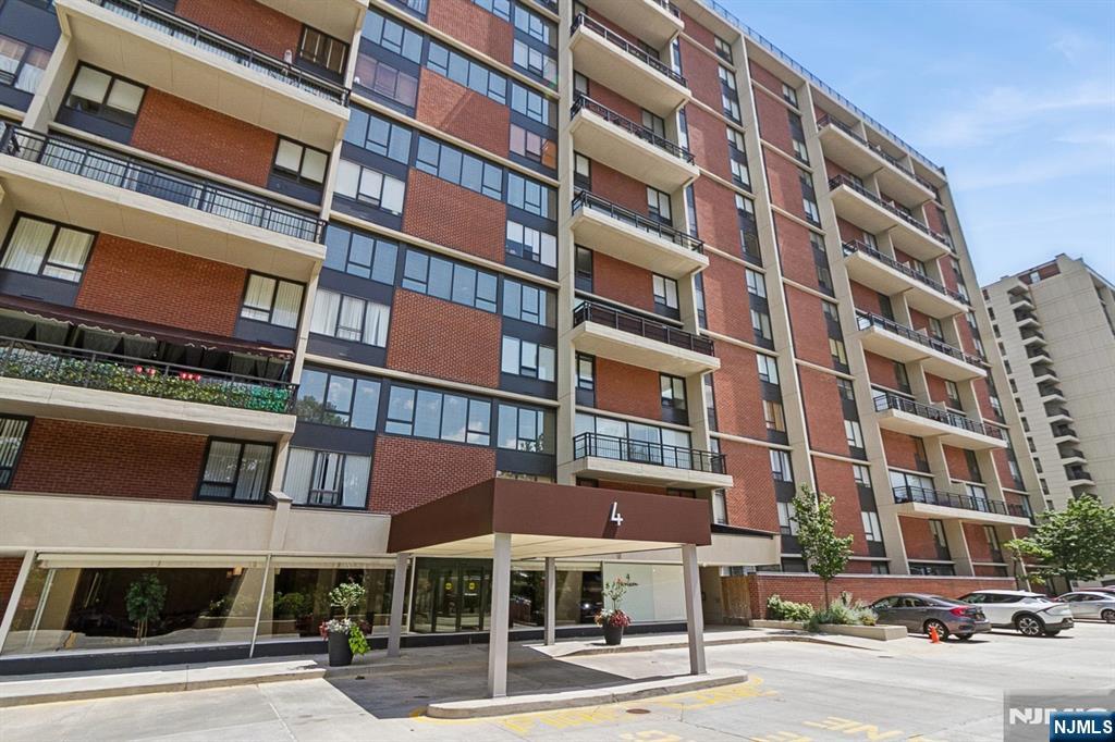 4 Horizon Road, Unit 416 Fort Lee, NJ 07024 - Photo 30 of 30