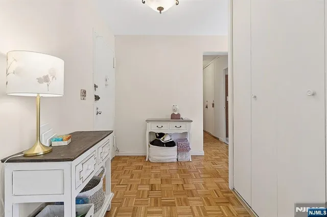 $162,500 | 4 Horizon Road, Unit 416, Fort Lee, NJ 07024