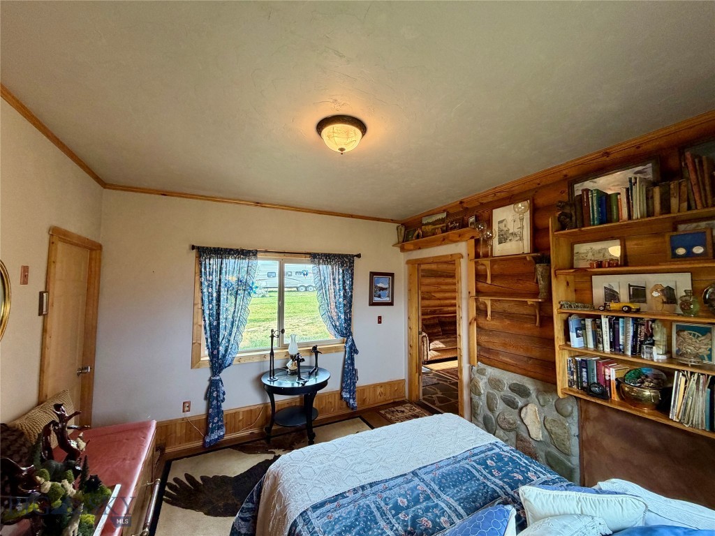 448 Red Fox Road Wise River, MT 59762 - Photo 20 of 80 Gallery Image 20
