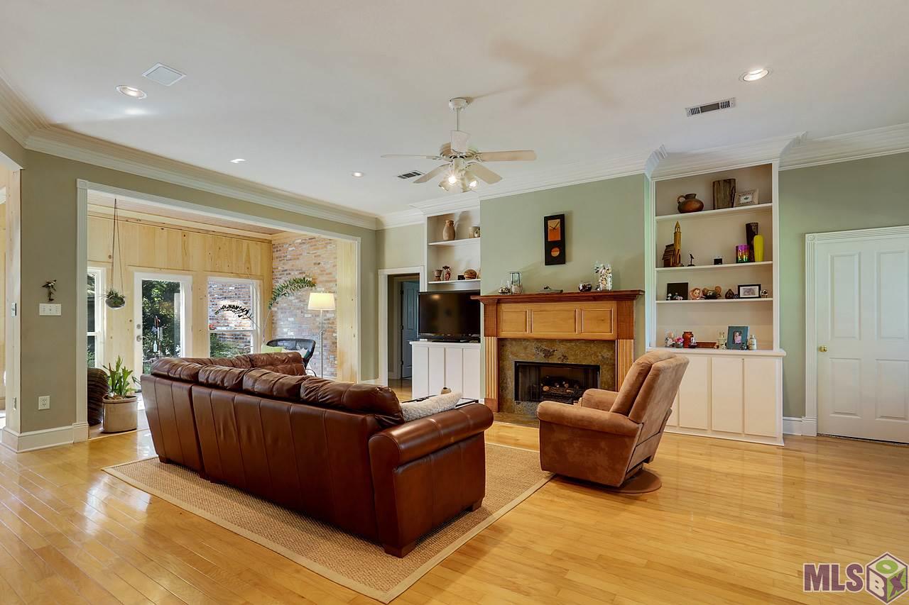 222 Rodney Drive Baton Rouge, LA 70808 - Photo 2 of 13