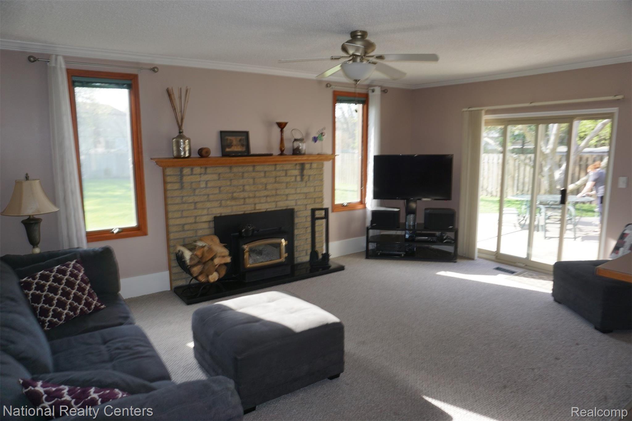 552 Buckingham Road Canton, MI 48188 - Photo 14 of 43 DSC08271.JPG