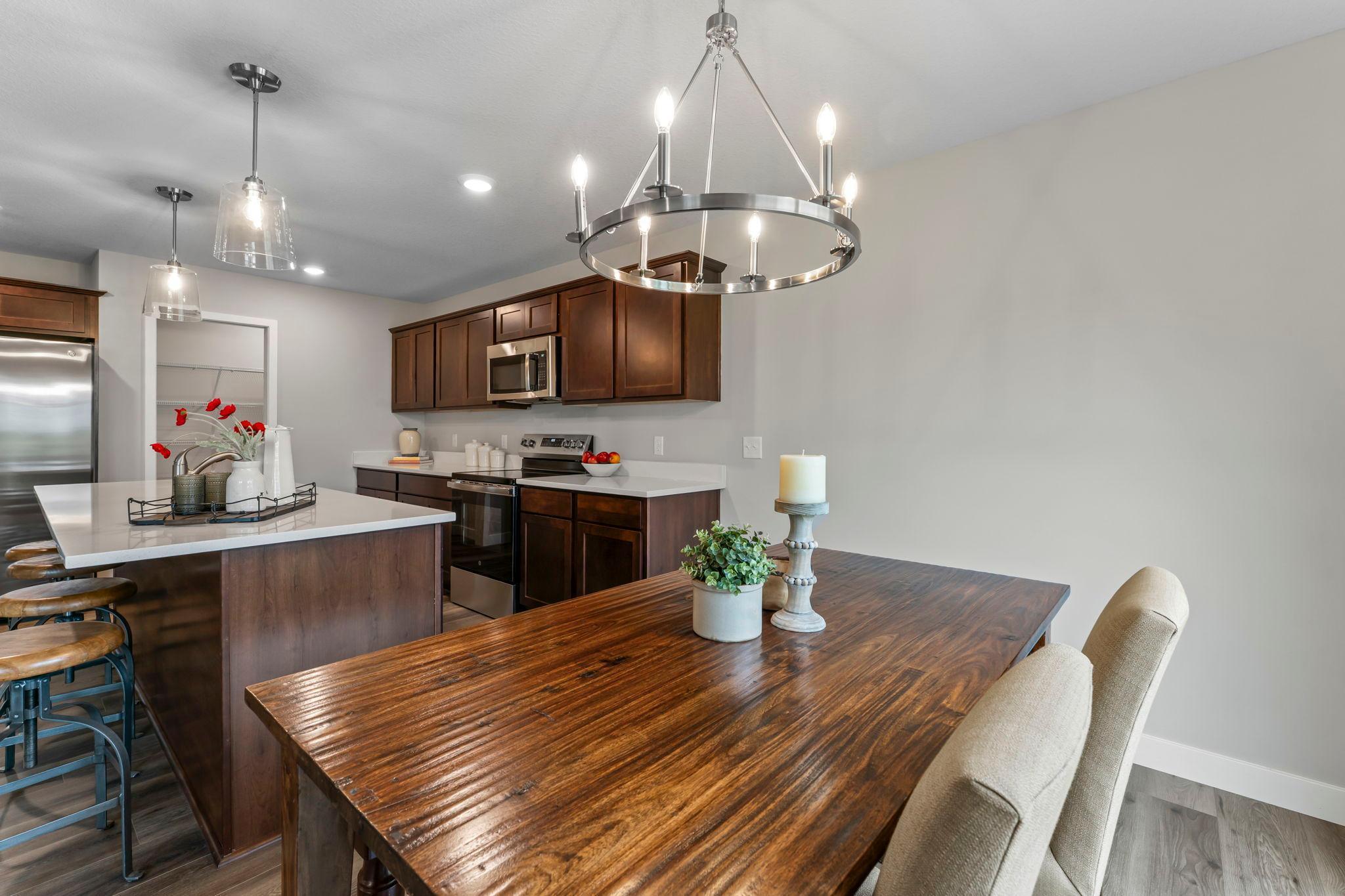 7465 Agate Trail Inver Grove Heights, MN 55077 - Photo 11 of 56