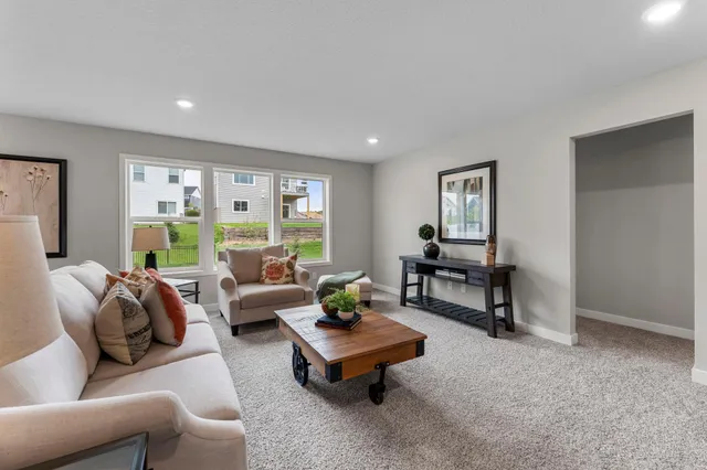 $669,850 | 7465 Agate Trail, Inver Grove Heights, MN 55077