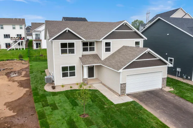 $669,850 | 7465 Agate Trail, Inver Grove Heights, MN 55077