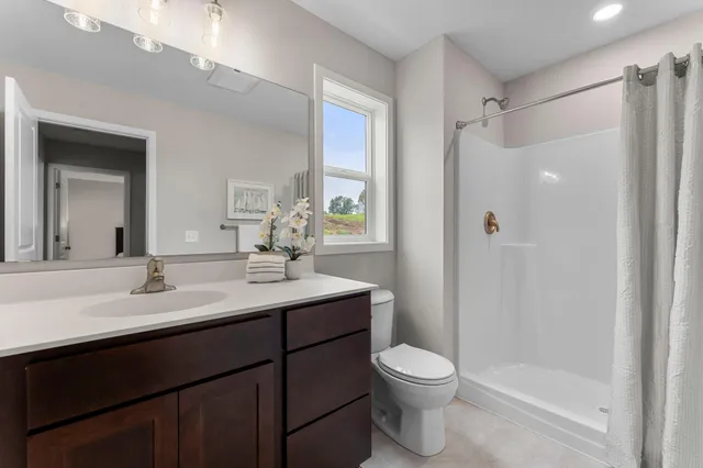 $669,850 | 7465 Agate Trail, Inver Grove Heights, MN 55077