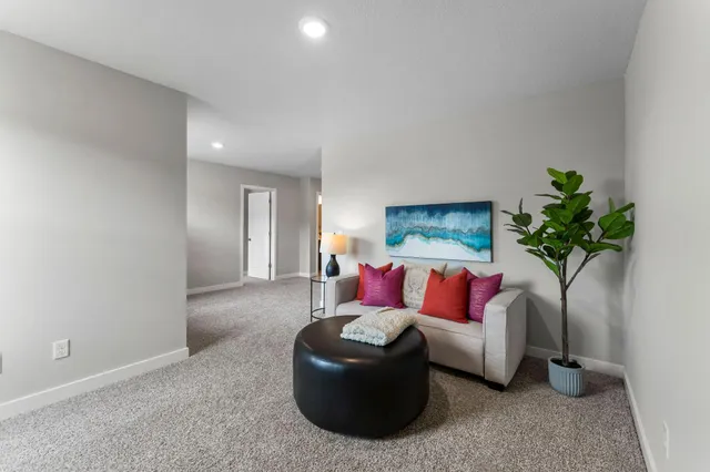 $669,850 | 7465 Agate Trail, Inver Grove Heights, MN 55077