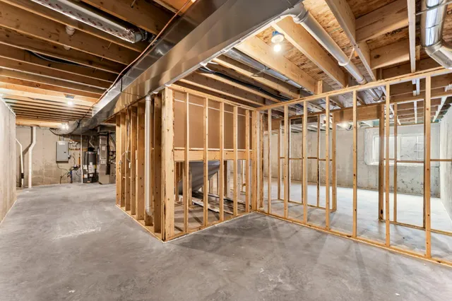 $669,850 | 7465 Agate Trail, Inver Grove Heights, MN 55077