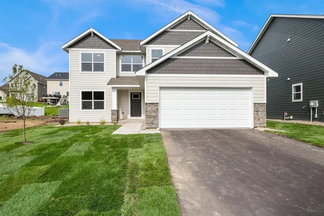 $669,850 | 7465 Agate Trail, Inver Grove Heights, MN 55077