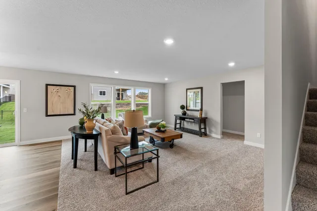 $669,850 | 7465 Agate Trail, Inver Grove Heights, MN 55077