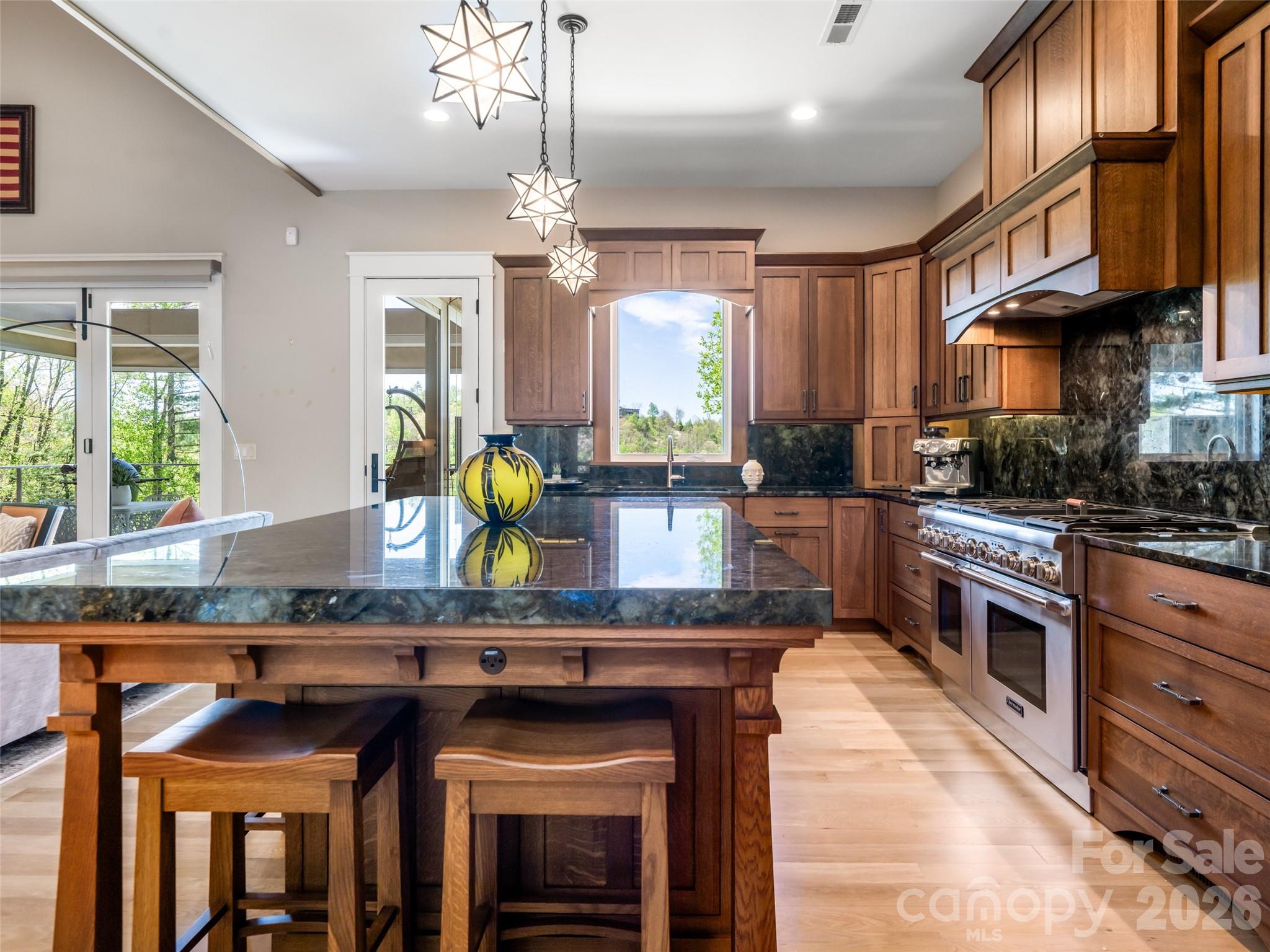 32 Timberwolf Court Asheville, NC 28804 - Photo 6 of 44