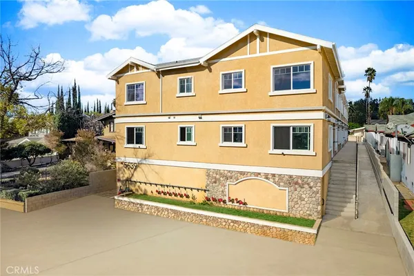 $3,300 | 5639 Huntington Drive, Unit 1, Los Angeles, CA 90032