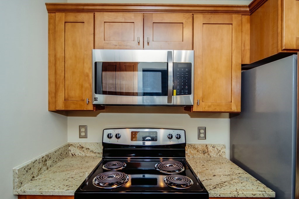 269 Cambridge Road, Unit 303 Woburn, MA 01801 - Photo 12 of 24 Gallery Image 12