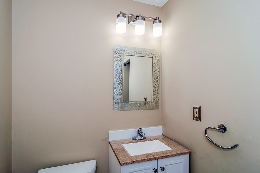269 Cambridge Road, Unit 303 Woburn, MA 01801 - Photo 20 of 24 Gallery Image 20