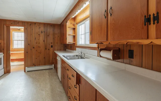 $375,000 | 6 Colby Street, Keene, NH 03431