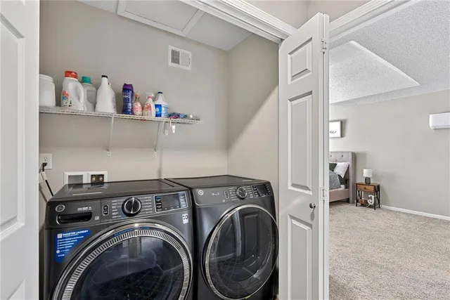 $359,000 | 1230 Starbrooke Drive, Louisburg, KS 66053