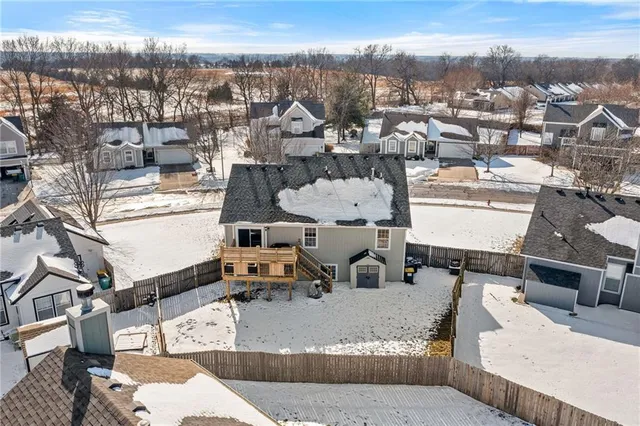 $359,000 | 1230 Starbrooke Drive, Louisburg, KS 66053