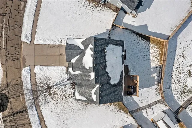 $359,000 | 1230 Starbrooke Drive, Louisburg, KS 66053