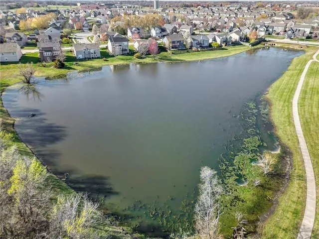 $359,000 | 1230 Starbrooke Drive, Louisburg, KS 66053