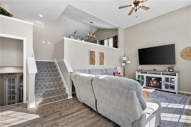 $359,000 | 1230 Starbrooke Drive, Louisburg, KS 66053