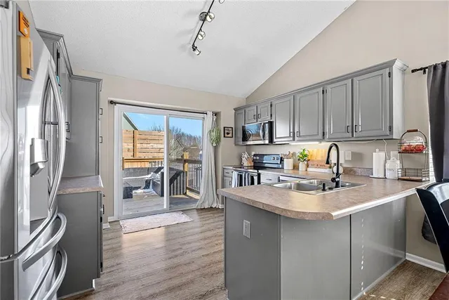 $359,000 | 1230 Starbrooke Drive, Louisburg, KS 66053