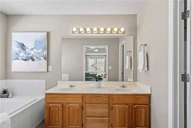 $359,000 | 1230 Starbrooke Drive, Louisburg, KS 66053