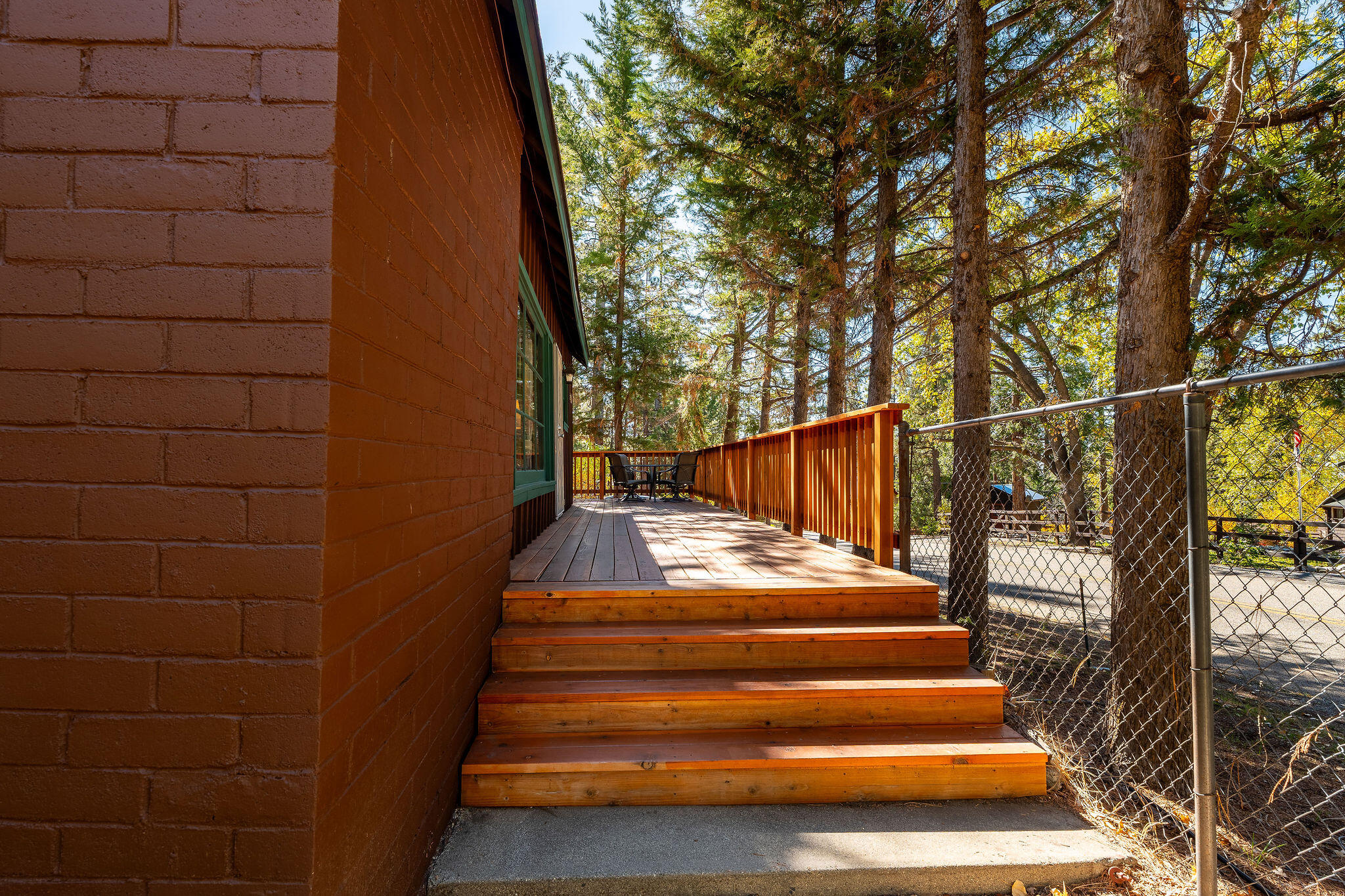25290 Lodge Road Idyllwild, CA 92549 - Photo 3 of 46 a view of entryway with wooden floor