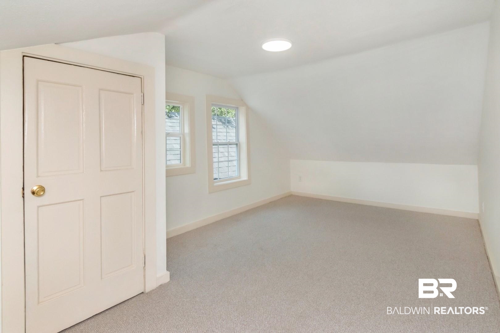 150 South Dearborn Street Mobile, AL 36602 - Photo 34 of 58
