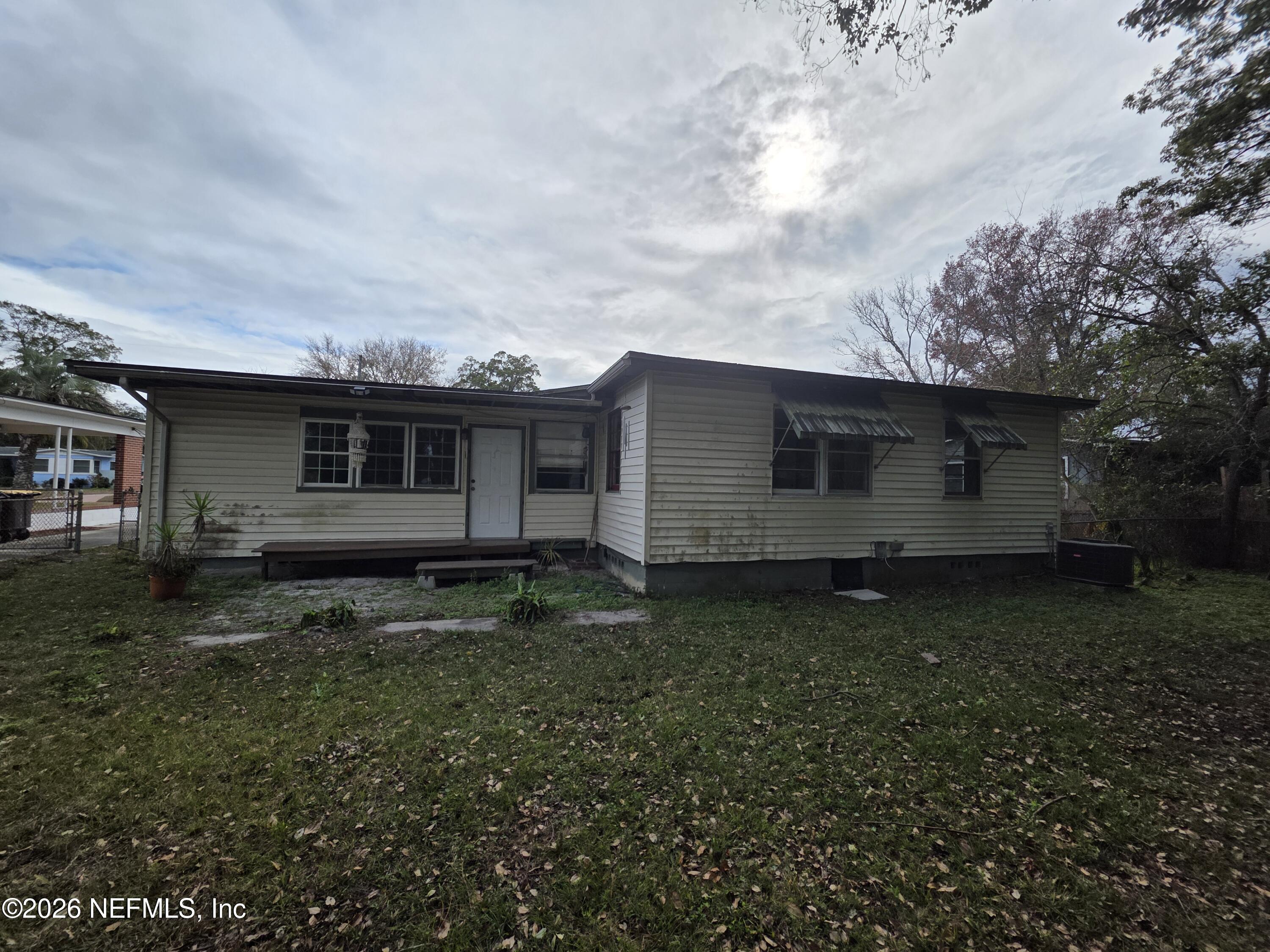 6159 Autlan Drive Jacksonville, FL 32210 - Photo 16 of 17 20260117_143539