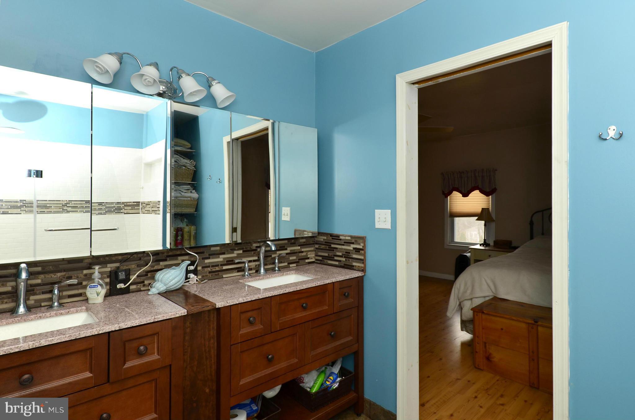 2012 River Road Baltimore, MD 21221 - Photo 20 of 30 Bath (Master)