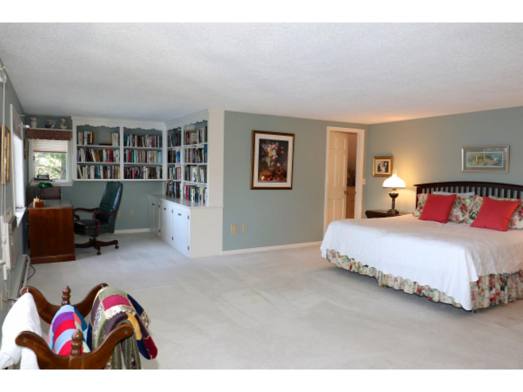 165 Clark Road Wolfeboro, NH 03894 - Photo 20 of 35 Gallery Image 20