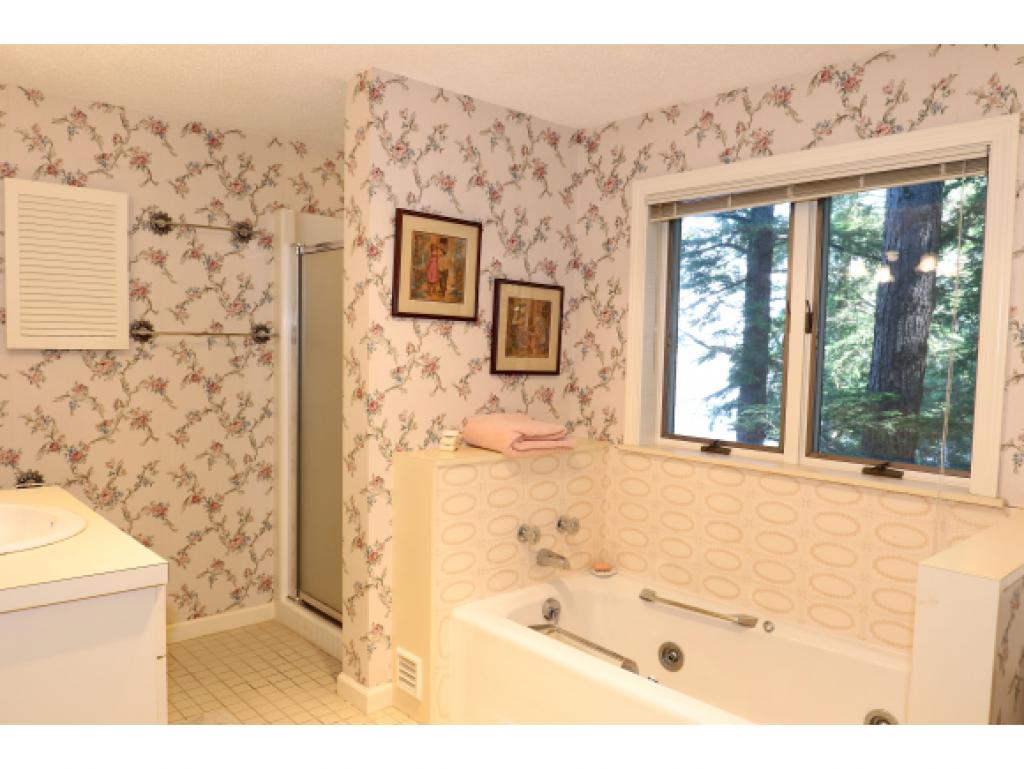 165 Clark Road Wolfeboro, NH 03894 - Photo 32 of 35 Gallery Image 32