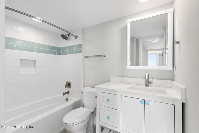 $995,000 | 1601 Ocean Drive South, Unit 606, Jacksonville Beach, FL 32250