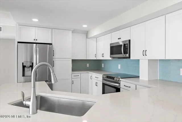 $995,000 | 1601 Ocean Drive South, Unit 606, Jacksonville Beach, FL 32250