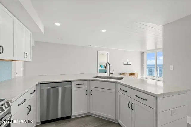 $995,000 | 1601 Ocean Drive South, Unit 606, Jacksonville Beach, FL 32250