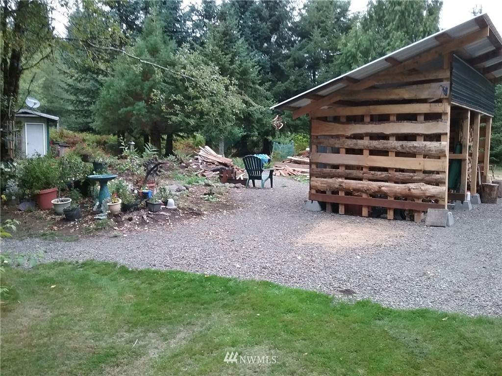 6106 Quillayute Road Forks, WA 98331 - Photo 3 of 4 Gallery Image 3