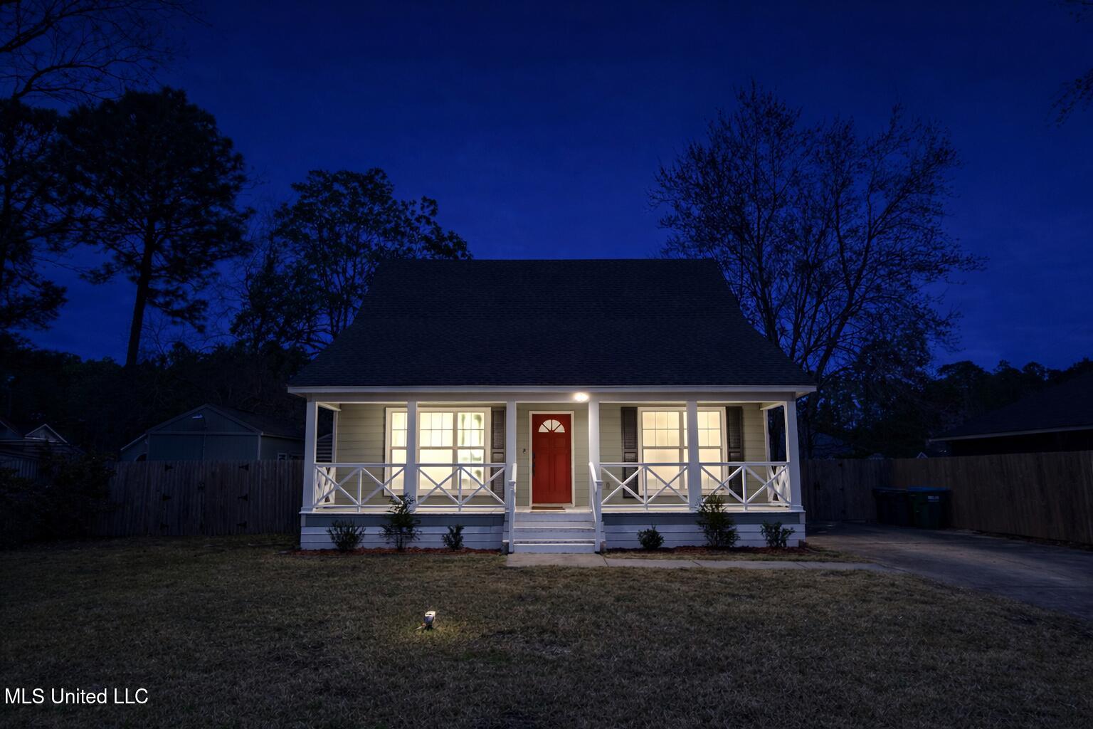 2617 Tampica Road Gautier, MS 39553 - Photo 24 of 24 oudoor photo night