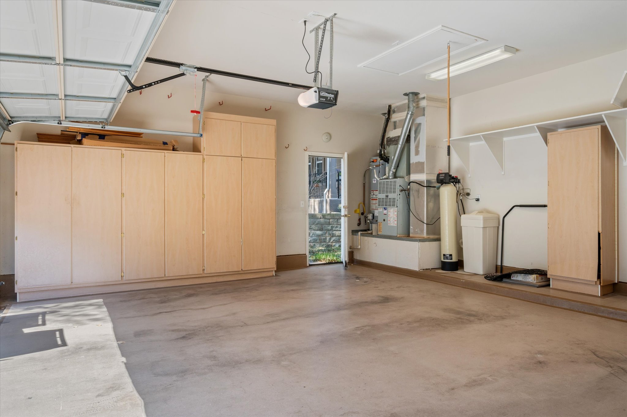 114 Whippoorwill Way Georgetown, TX 78633 - Photo 31 of 37 a view of a garage