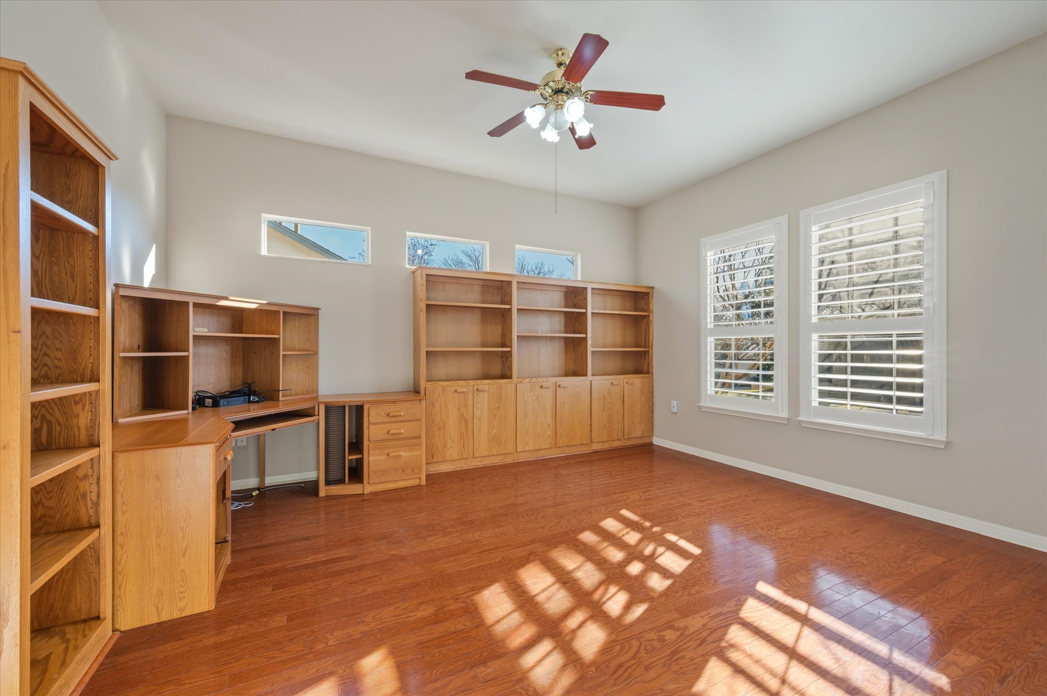 114 Whippoorwill Way Georgetown, TX 78633 - Photo 7 of 37 a view of livingroom with furniture window and wooden floor