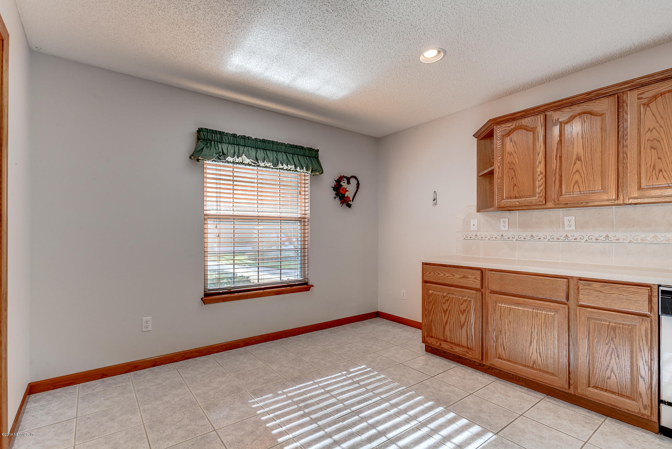 60 River Road Orange Park, FL 32073 - Photo 12 of 25 Breakfast_Area