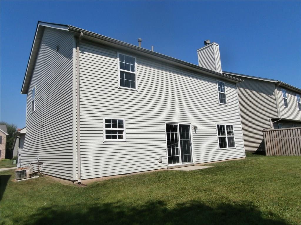 14925 Oak Road Carmel, IN 46033 - Photo 3 of 21