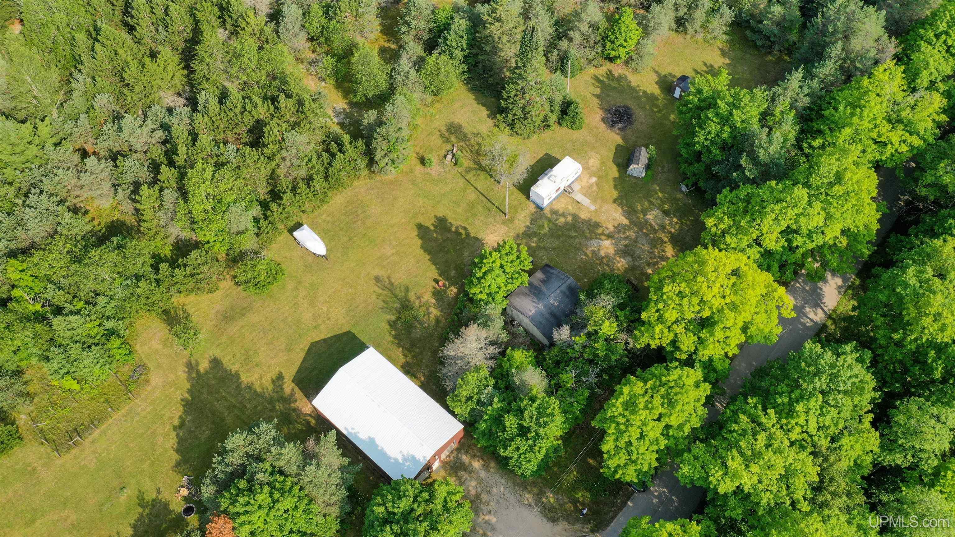5037 Southside Road Manistique, MI 49854 - Photo 21 of 23 Gallery Image 21
