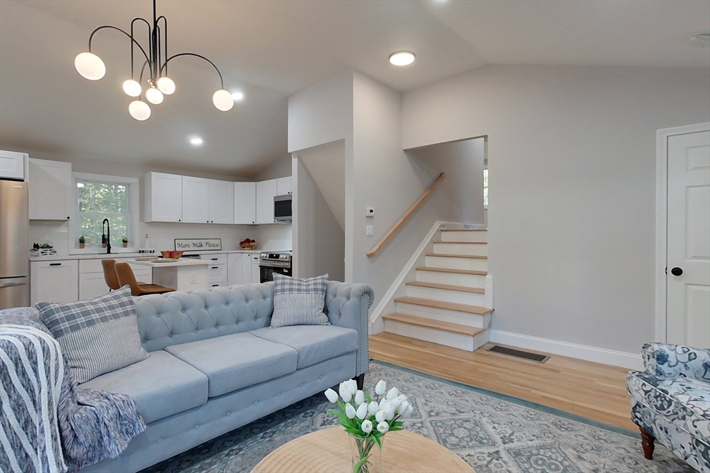 17 Ravine Road Billerica, MA 01821 - Photo 8 of 36