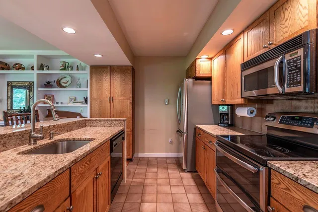 $775,000 | 0 Maple Ridge Road, Unit B2, Winhall, VT 05340