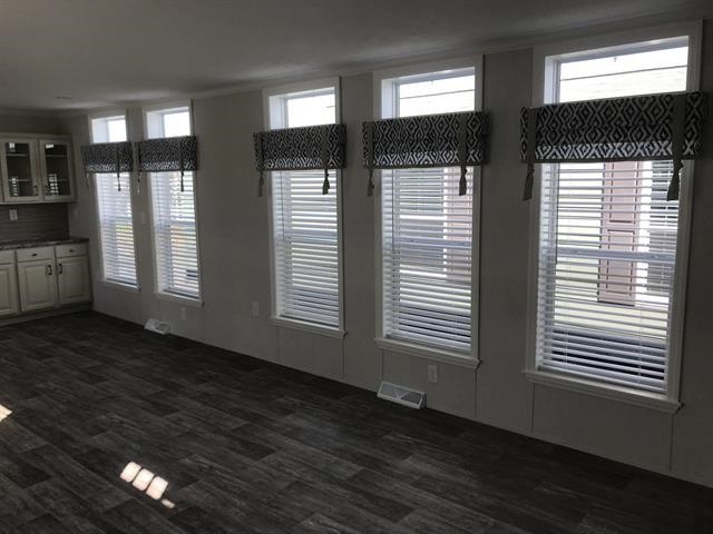 85 Coffin Road, Unit 13 Epping, NH 03042 - Photo 3 of 7