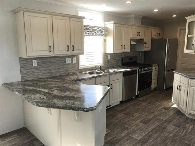 85 Coffin Road, Unit 13 Epping, NH 03042 - Photo 5 of 7