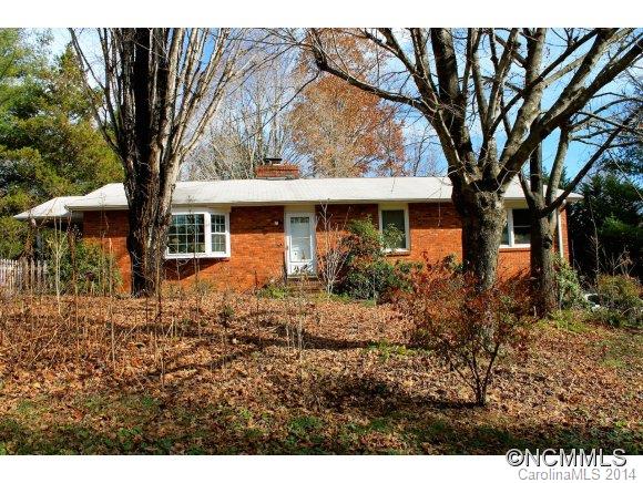722 Old Fort Road Fairview, NC 28730 - Photo 10 of 20 Gallery Image 10