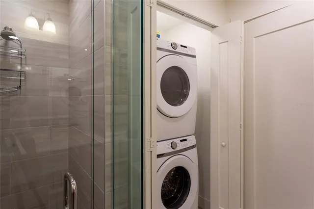 $445,000 | 1709 North Tamiami Trail, Unit 214, Sarasota, FL 34234