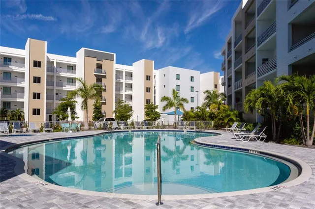 $445,000 | 1709 North Tamiami Trail, Unit 214, Sarasota, FL 34234