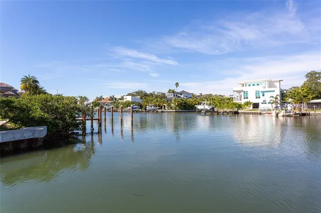 $445,000 | 1709 North Tamiami Trail, Unit 214, Sarasota, FL 34234