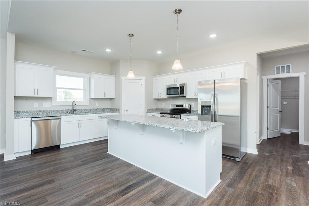 1186 Wagner Road Mocksville, NC 27028 - Photo 3 of 31